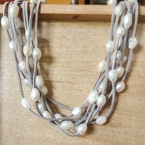 Elegant Pearl and Gray Suede Necklace
